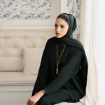 How to Style an Abaya for Everyday Wear